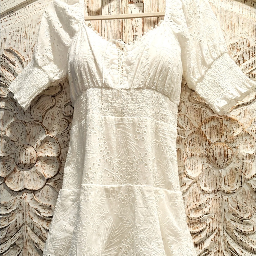NWT Dance & Marvel White lined eyelet smocked zipper back dress. Size S